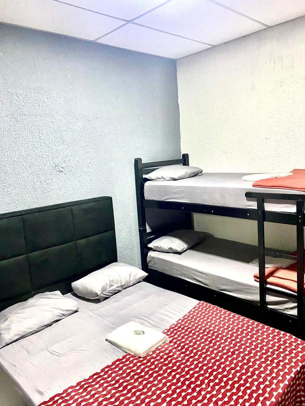 Hostel On Ii Gru Aeroporto Translado 24 Hs