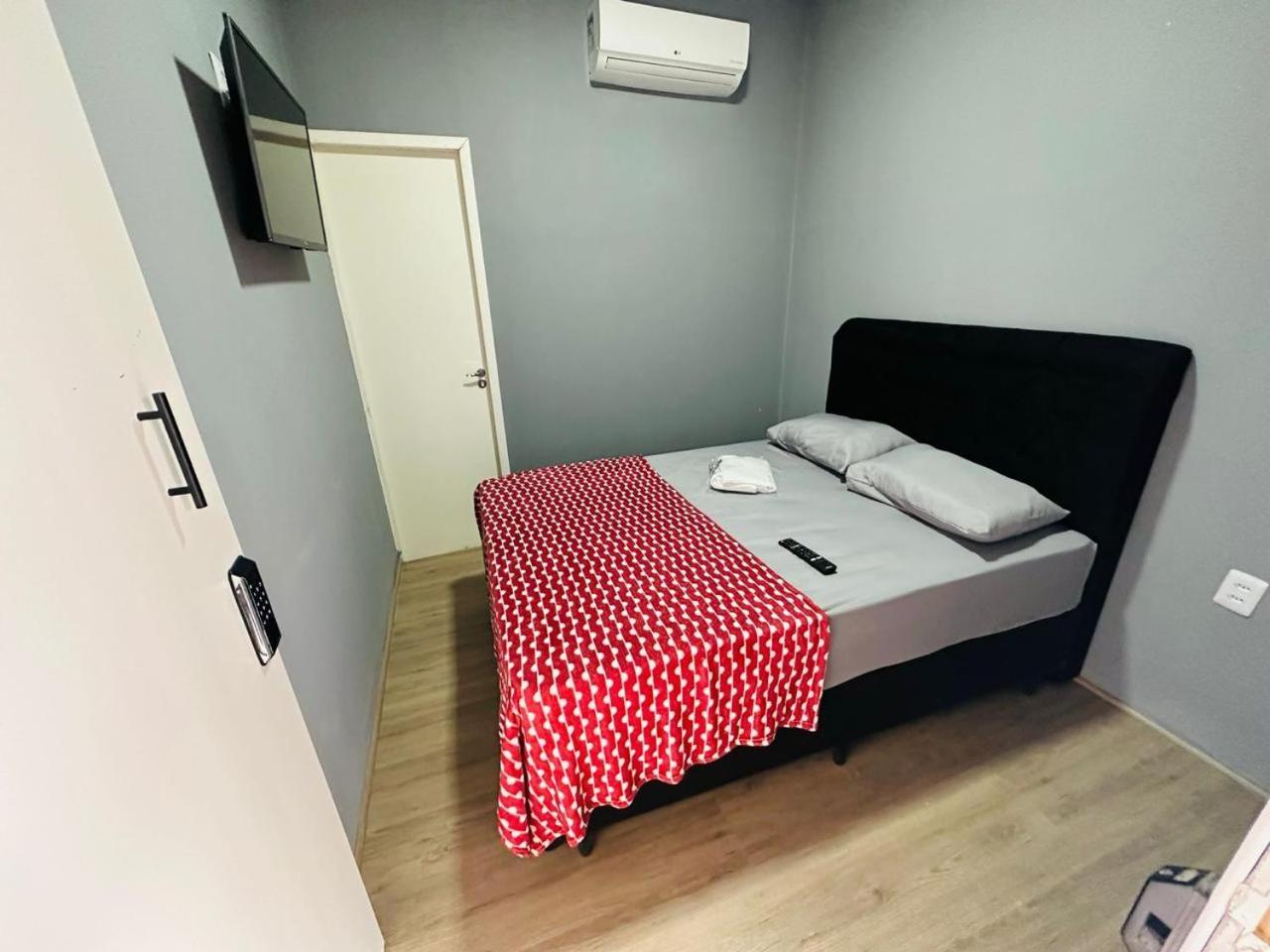 Albergue On Ii Gru Aeroporto Translado 24 Hs *